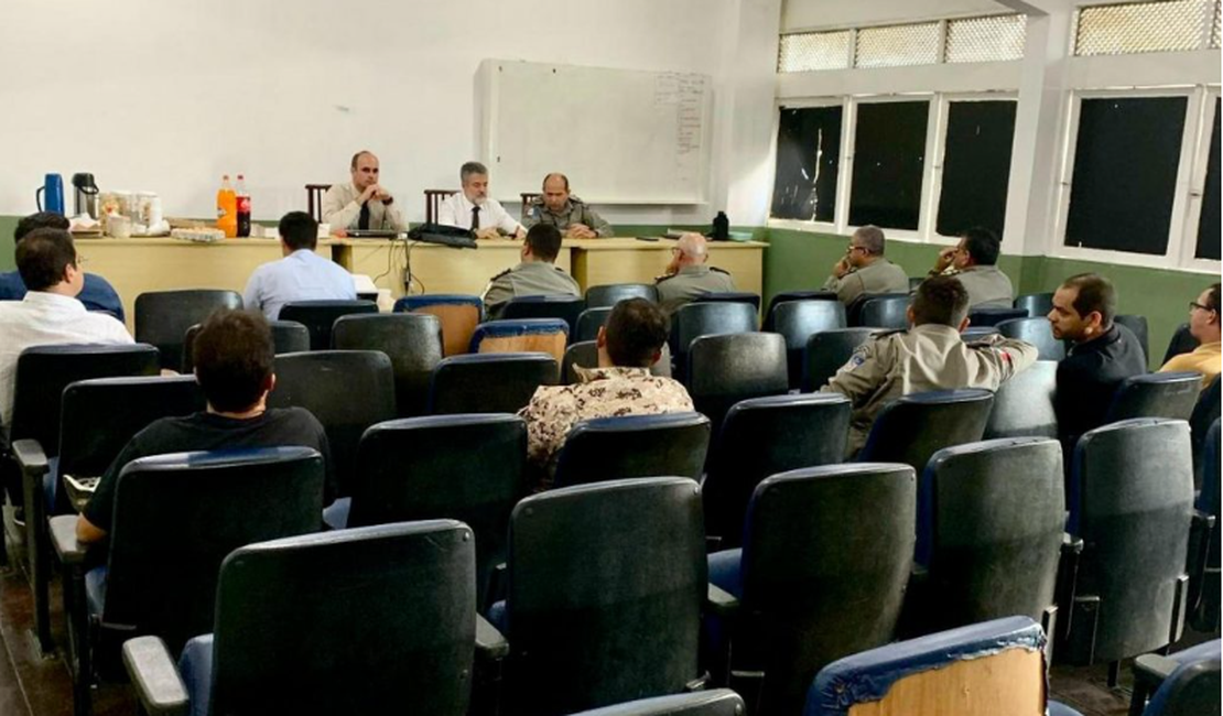 Flávio Saraiva discute com 3º Batalhão da PM estratégias de policiamento no Agreste