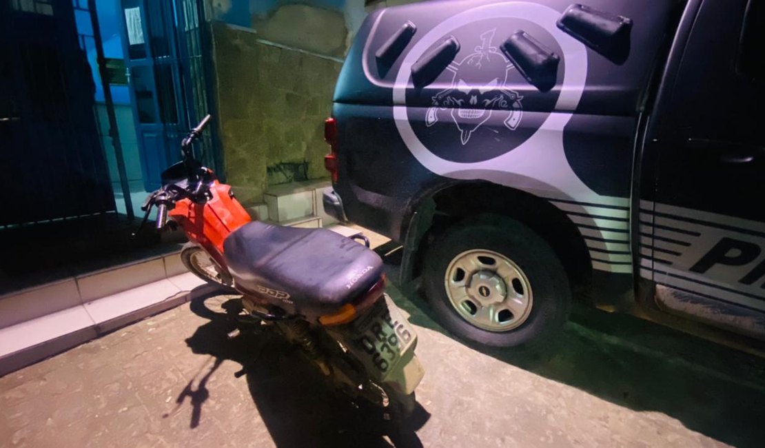 Ladrões são presos no Pau D’Arco depois de roubarem moto em Arapiraca