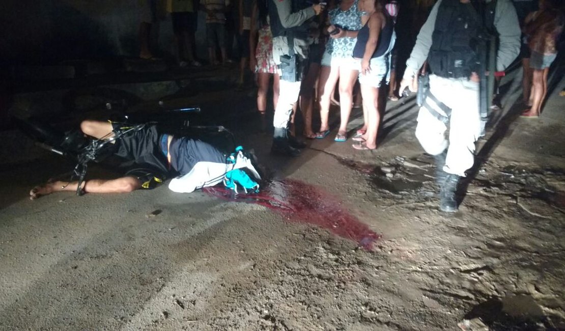 Adolescente de 18 anos é assassinado com vários tiros na cabeça em Arapiraca
