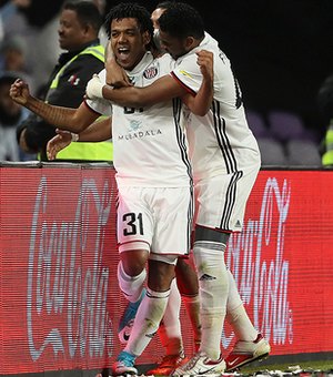 Mundial de Clubes: Ex-Corinthians marca, Al Jazira vence e pode encarar o Real Madrid