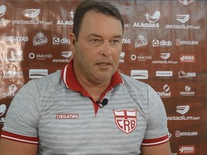 Roberto Fernandes destaca competitividade do CRB antes de duelo contra o Bahia