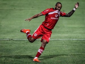 Wesley elogia elenco do CRB após estreia na Copa do Nordeste