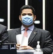 Senadores entram com ação contra reeleição de Davi Alcolumbre e Rodrigo Maia