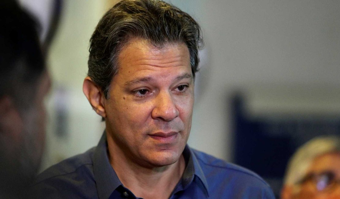 Haddad diz que Bolsonaro vive em 'mundo paralelo'