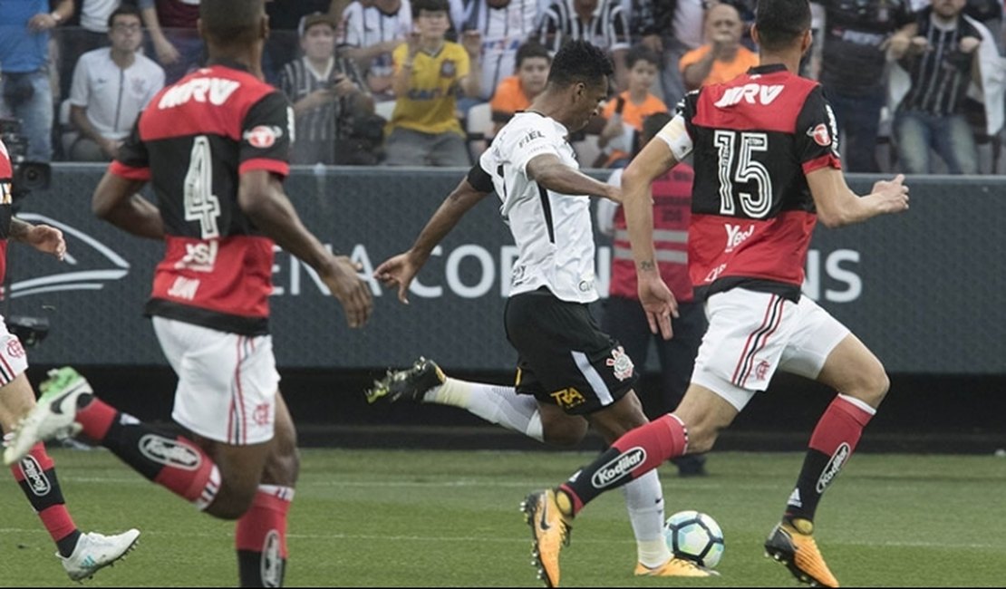 BRASILEIRÃO: Corinthians segue líder, Grêmio na cola e Sport supera o Bahia
