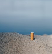 Bitucas de cigarro, tampas de garrafa, canudinhos: os 10 itens mais encontrados nas praias do Brasil pela ONU