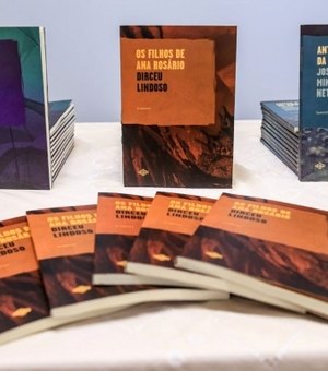 Escritores alagoanos lançam livros de poesias em Maceió