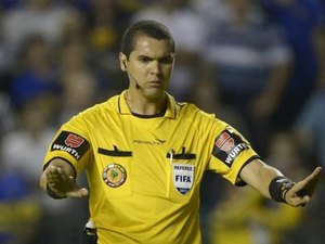 Árbitro de Minas Gerais apita CSA x CRB; sergipano comanda Coruripe x ASA