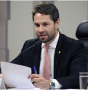 Pedro Vilela beneficia saúde, educação e turismo em diretriz orçamentária