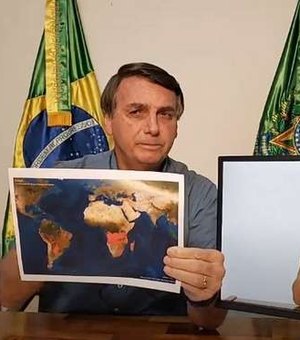 Bolsonaro afirma que 'Floresta não pega fogo' e culpa índio e imprensa