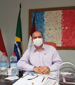 Gestão da Ufal não vai comprar vacina e defende fortalecimento do SUS