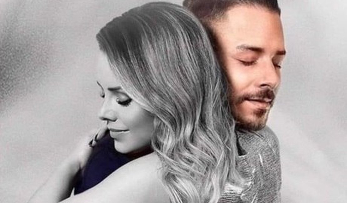 Após crítica de Sandy, fã-clube 'dá o troco' e só colore Junior em foto