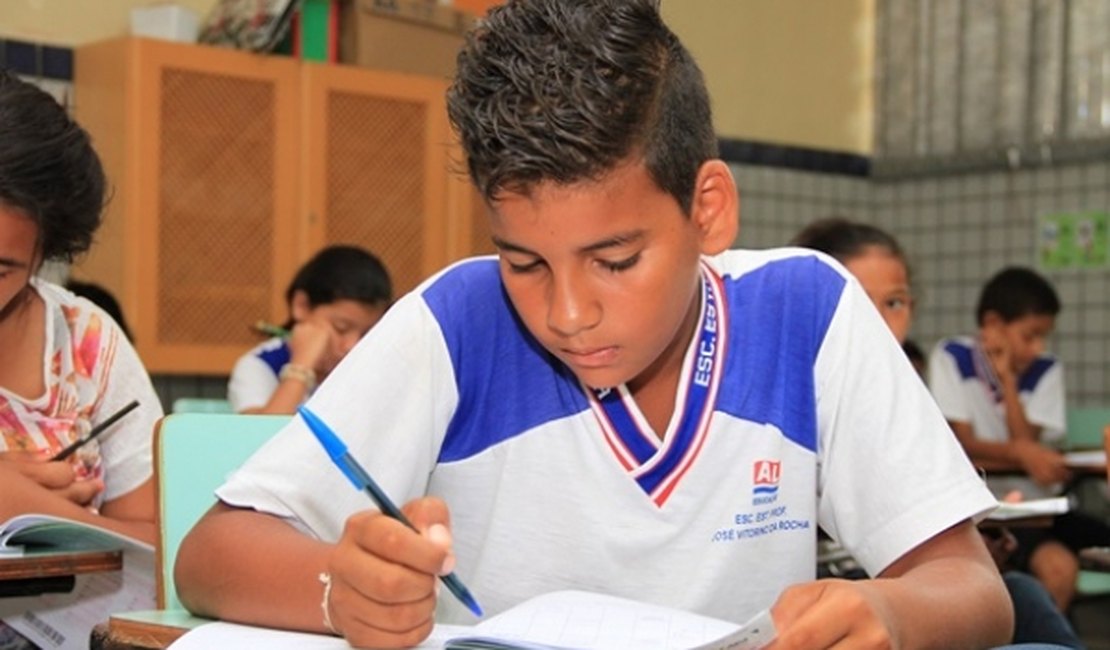 Prefeitura anuncia escolas de tempo integral em toda a rede municipal de ensino de Palmeira dos Índios