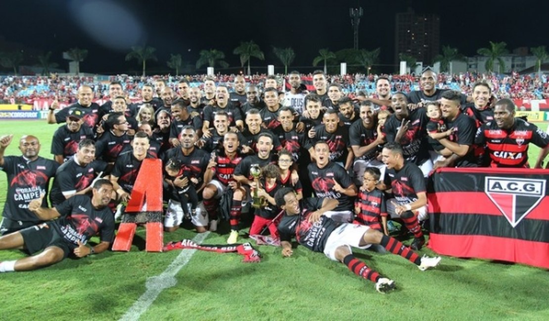 Atlético campeão, Vasco vaiado, Bahia sobe, Joinville cai e invasão em Recife