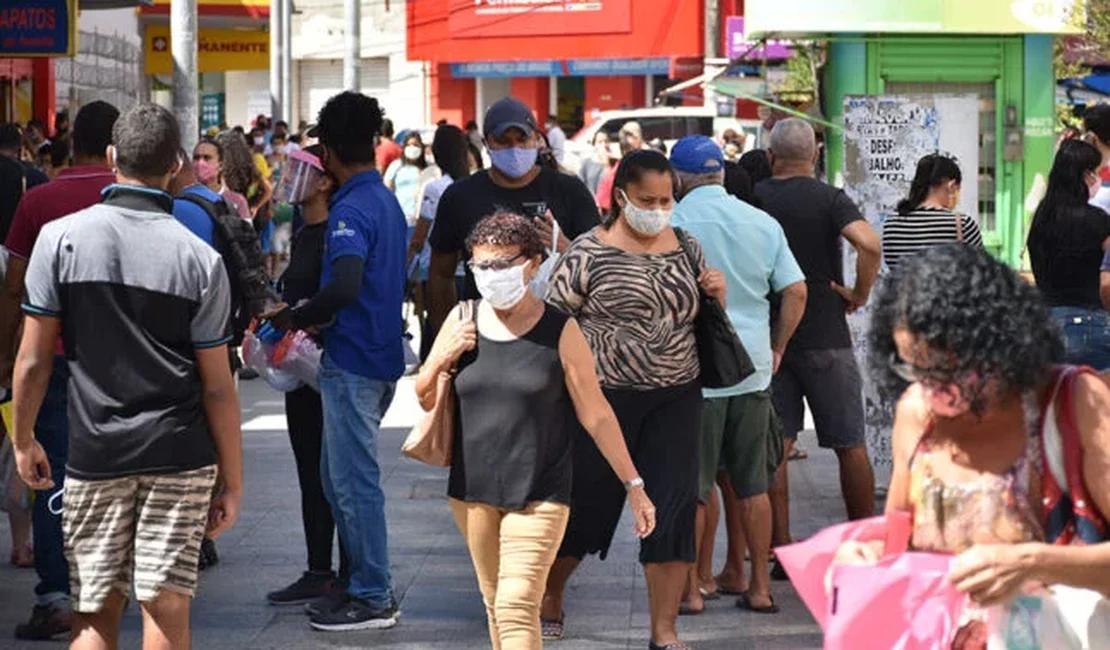 Uso de máscara, em ambientes abertos ou fechados, deixa de ser obrigatório em Arapiraca