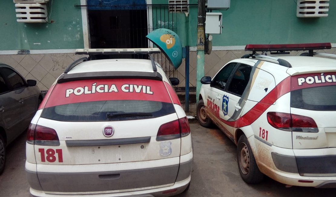 Homem tenta fugir da polícia mas é preso com maconha e cocaína, em São Luís do Quitunde