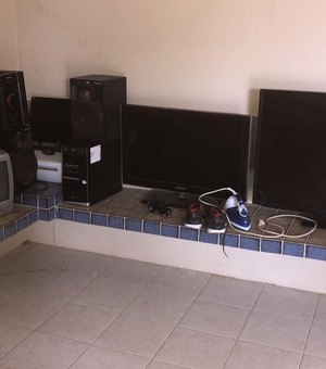 Polícia recupera eletrodomésticos roubados de residências no último domingo (25)