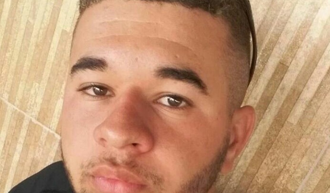Após festa, jovem perde controle de veículo e morre no Agreste de Alagoas