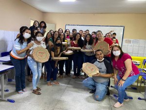 Prefeitura de Lagoa da Canoa homenageia estudantes por excelente desempenho no simulado da prova SAEB