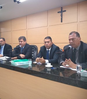 Vereadores voltam a criticar administração de Teófilo durante sessão na Câmara 
