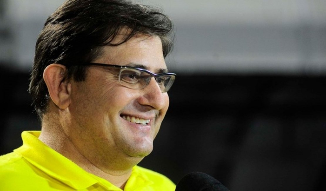 Guto Ferreira deixa Chapecoense e vai ser o novo técnico do Bahia