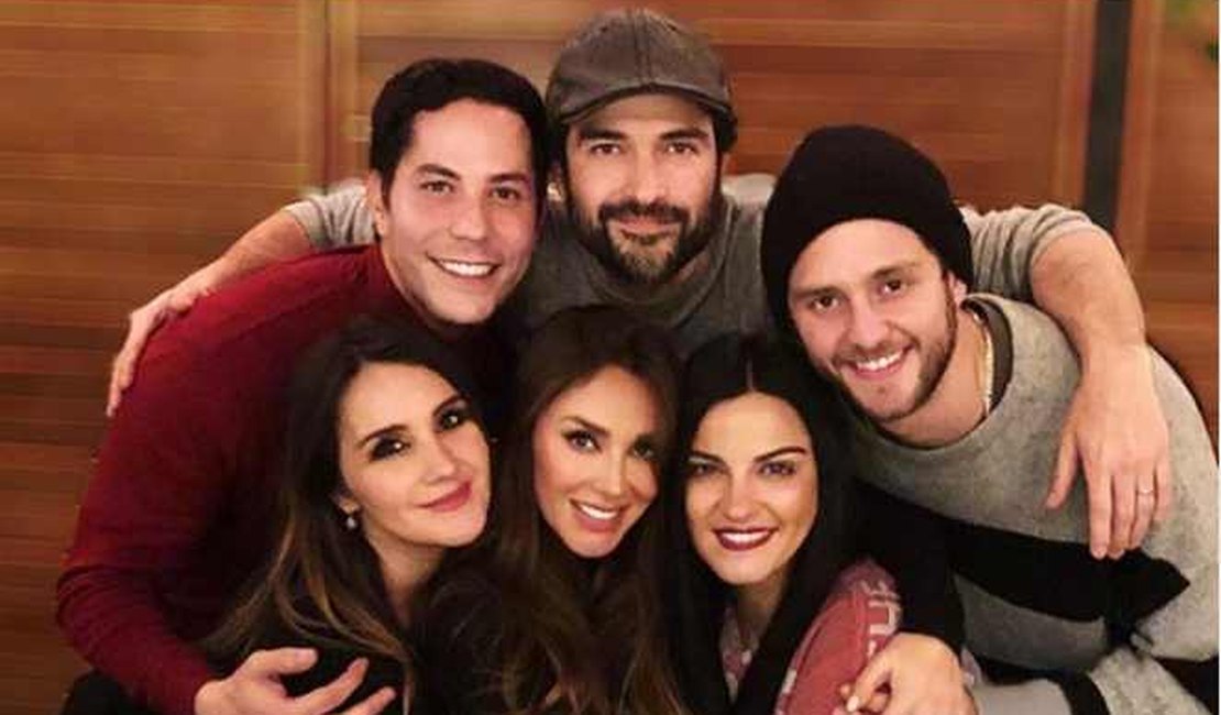 Nova foto dos cantores do RBD prova que eles prepararam algo