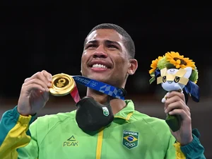 Hebert Conceição esbanja bom humor em entrevista após ouro olímpico e conquista a web