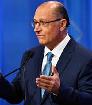 Justiça decreta sequestro de bens e imóveis de Geraldo Alckmin