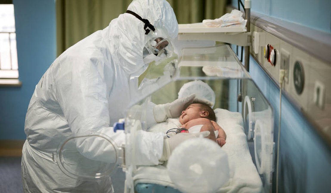 Bebê de 6 meses morre com suspeita do novo coronavírus