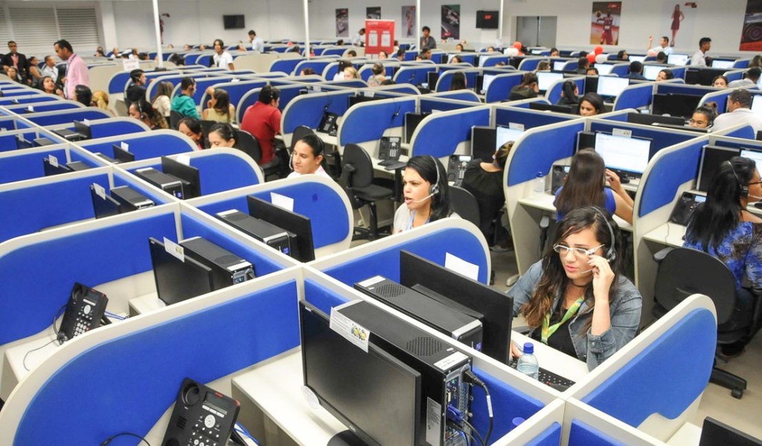 Prefeitura anuncia 1.500 novas vagas de emprego em Maceió