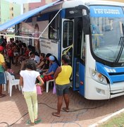 Ônibus do Trabalho e Emprego atende 100 trabalhadores no Jacintinho