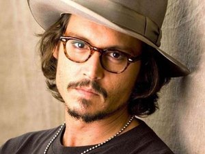 Irmã de Johnny Depp revela abuso da mãe na infância: 'Nos escondíamos'