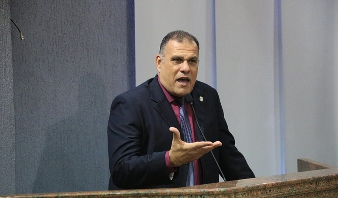 “Estou focado na prestação de contas e na discussão da LOA”, diz Canuto sobre presidência da Câmara