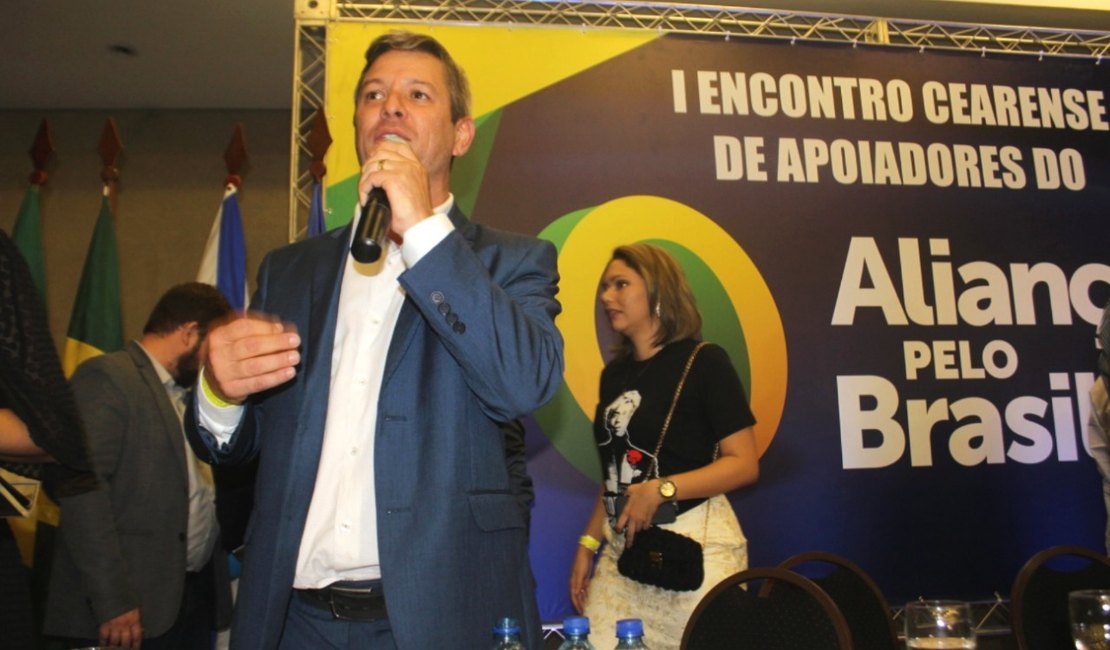 Novo partido de Jair Bolsonaro fará evento para coletar assinaturas em Maceió