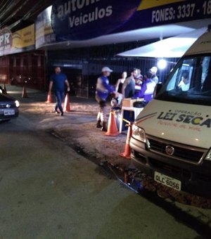 Operação Lei Seca autua cinco condutores em dois bairros de Maceió
