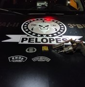 Homem é detido com arma de fogo dentro do carro em Arapiraca
