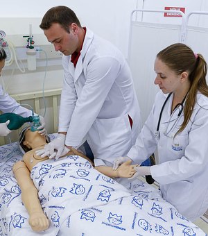 Alagoas registra mais de 1000 profissionais de enfermagem infectados ou com suspeita de covid-19