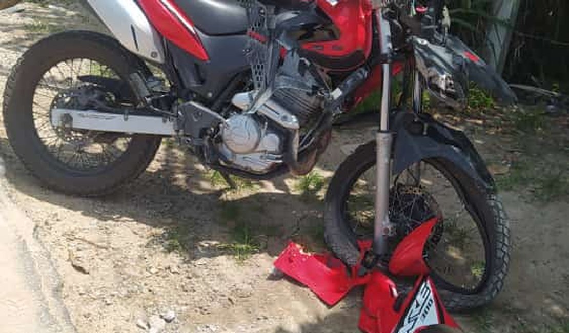 Colisão entre buggy e moto deixa duas vítimas em Maragogi