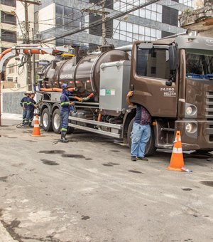 Prefeitura realiza manutenção em mais de 50 sistemas de drenagem da capital