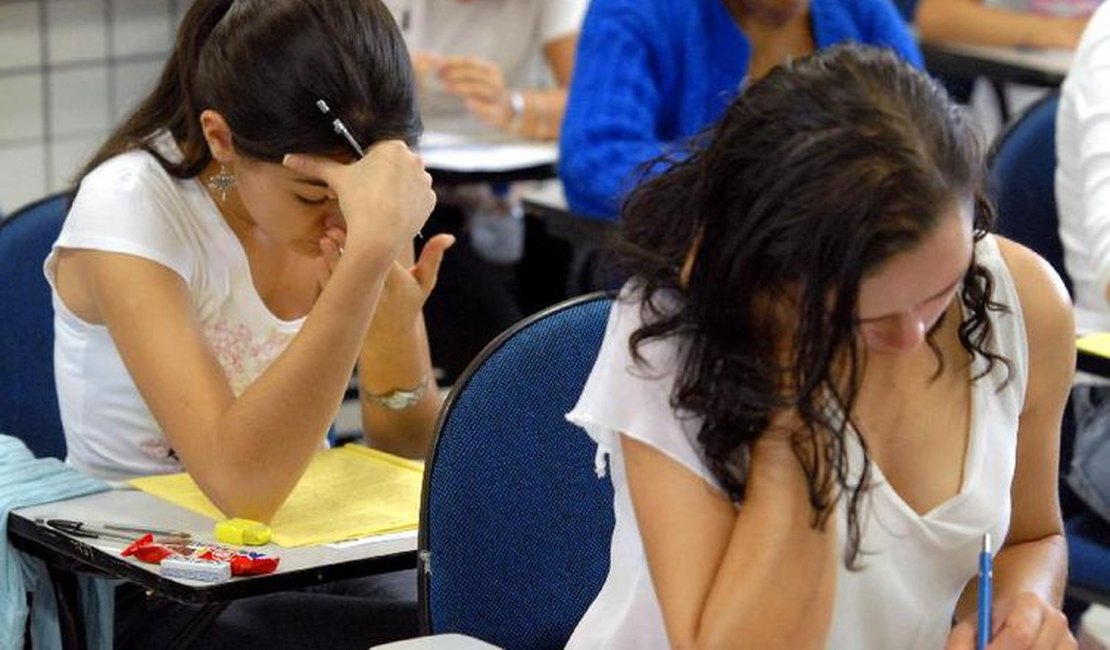 Alunos da rede pública terão aulão de revisão antes do Enem
