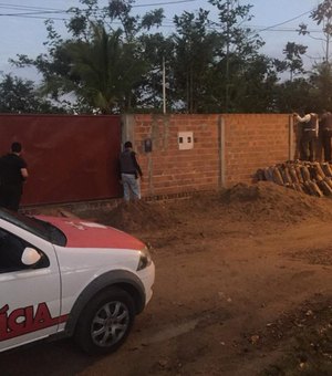 Polícia prende dupla suspeita de assassinar vigilante em São Miguel dos Campos