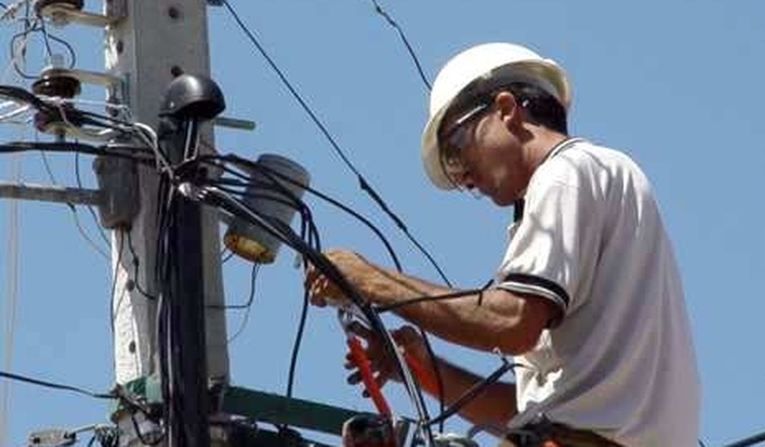 Eletrobras interromperá o fornecimento de energia para manutenção; confira o cronograma