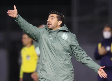 Abel Ferreira explica escalação do Palmeiras na derrota para o Red Bull Bragantino