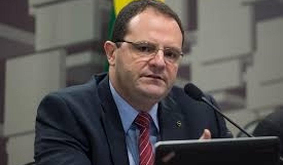 Nelson Barbosa assume o Ministério da Fazenda