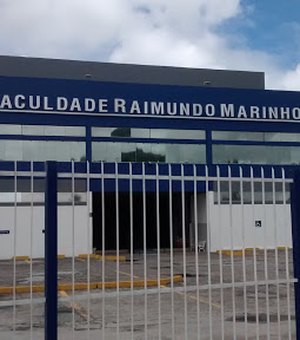 Oficiais de justiça cumprem ação de despejo contra faculdade particular de Maceió