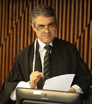 Justiça impede que coligação partidária publique atos inverídicos contra Erasmo Dias