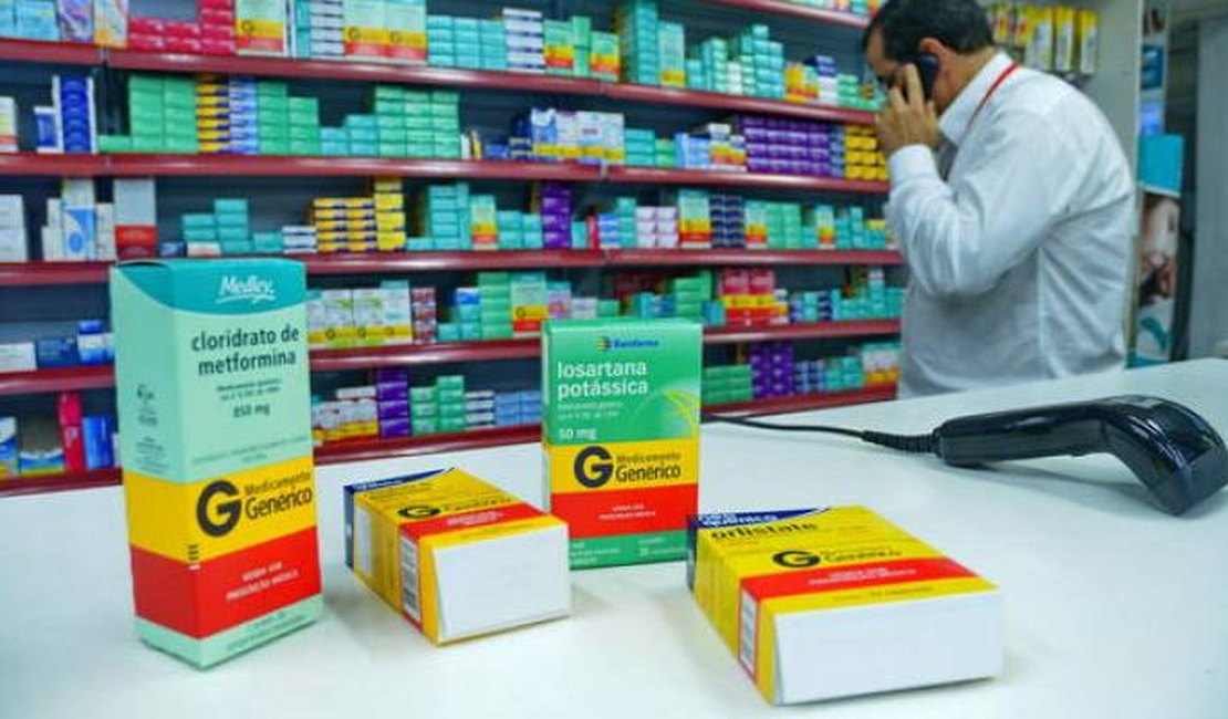 Atacadistas de medicamentos devem renovar benefício até sexta-feira