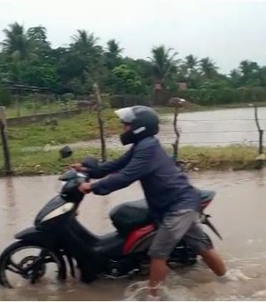 [Vídeo] Arapiraca tem mais de 100 pessoas desabrigadas devido a excesso de chuvas