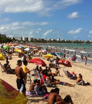 Quatorze trechos de praias estão impróprios para banho em Alagoas