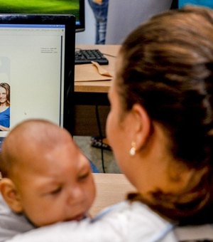 Mães de bebês com microcefalia terão licença maternidade de seis meses